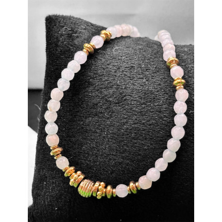 collier perles facettées grenat et hématite
